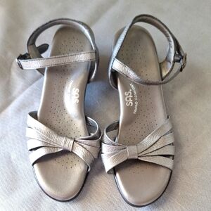 SAS Strippy Sandals Size 8